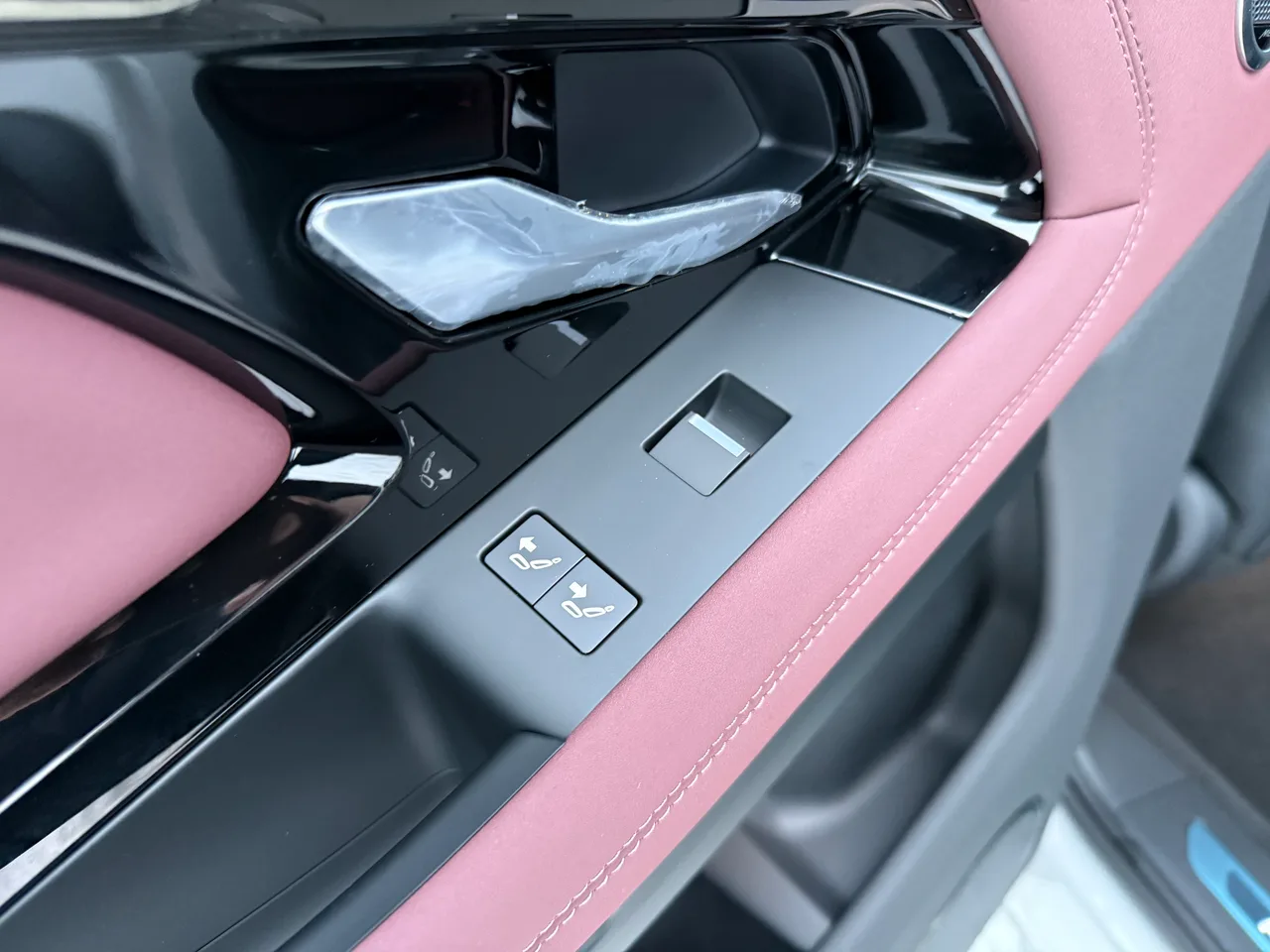 Land Rover Range Rover Evoque 2026 — фото 21