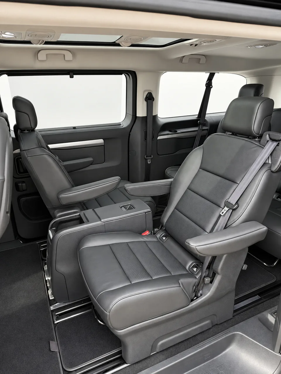 Citroen SpaceTourer 2026 — фото 23