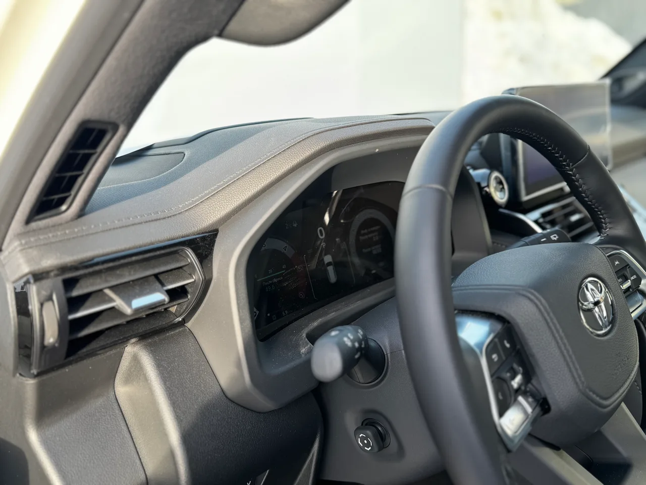 Toyota Land Cruiser 2025 — фото 16
