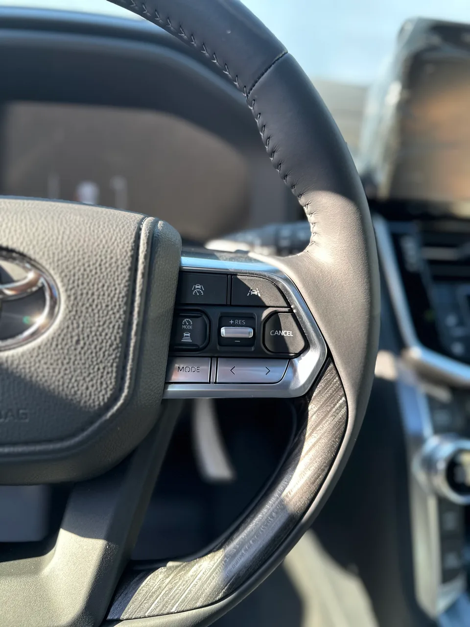 Toyota Land Cruiser 2025 — фото 17