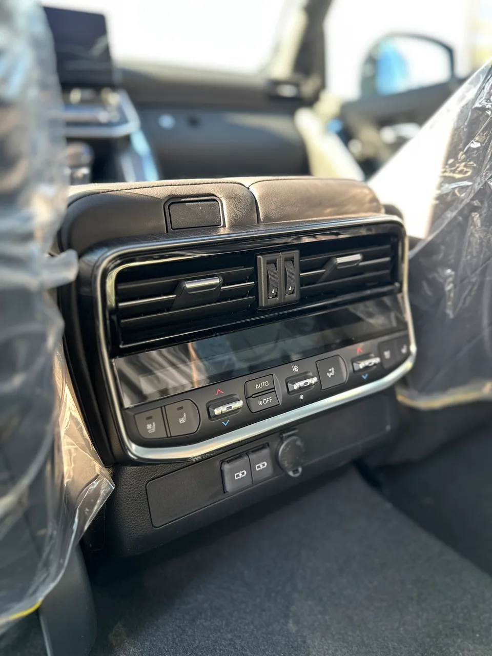 Toyota Land Cruiser 2025 — фото 13